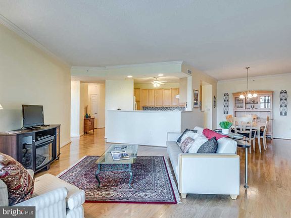 3rd image of 19370 Magnolia Grove Sq Unit 305