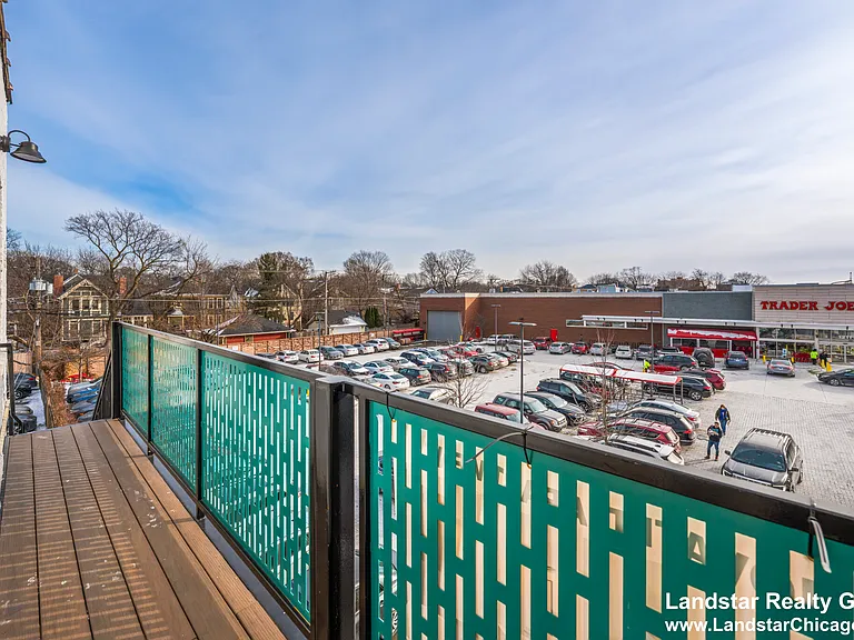 1233 Chicago Ave #7 — Photo 8