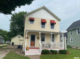 418 S Spring St, Geneseo, IL 61254