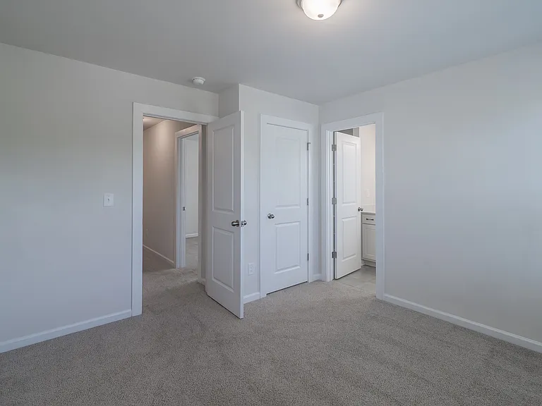 223 Hoskins Avenue Dr #1 — Photo 31