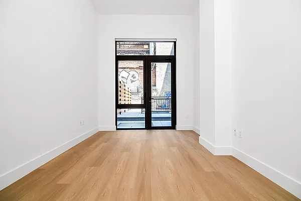 Rented by REAL New York | media 4