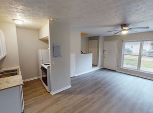 1490 S Burnett Rd #E, Springfield, OH 45505