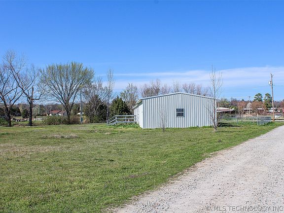 4th image of 114110 S 4206th Rd