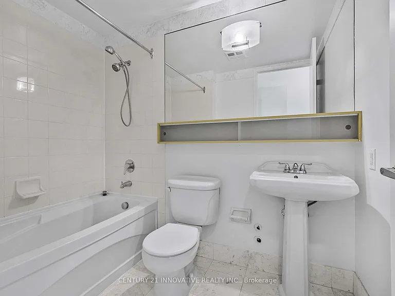85 Bloor St E #805 — Photo 21