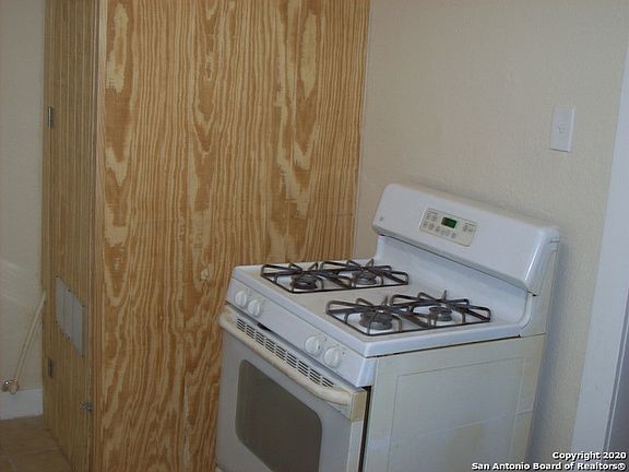 5th image of 538 Kayton Ave