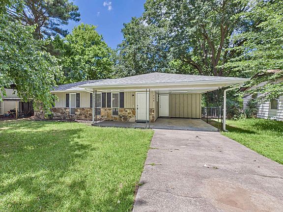 2nd image of 208 Raney Pl