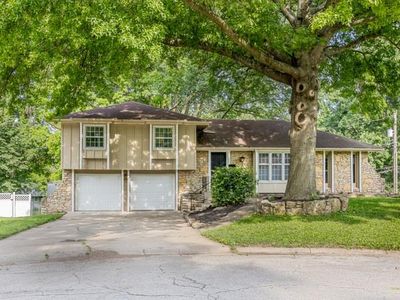 3822 S Trail Ridge Dr, Independence, MO, 64055