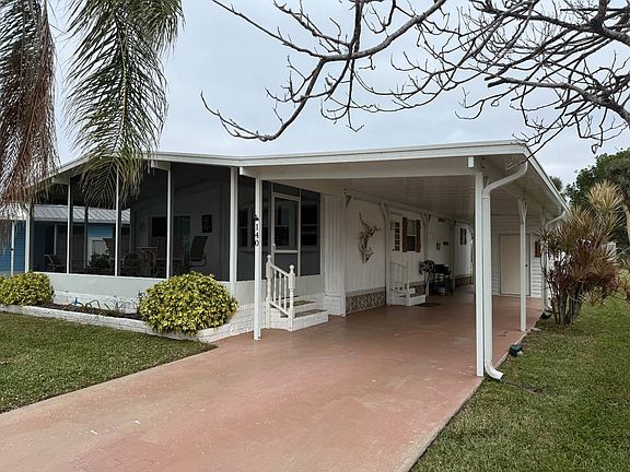 2nd image of 140 Cabbage Palm Ln #140