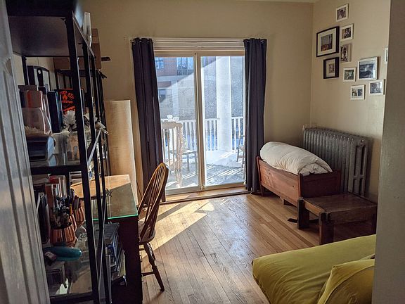 2nd image of 1120 Ontario St APT 203