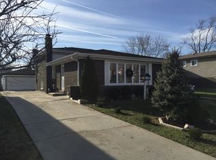 7943 Wilson Ter, Morton Grove, IL 60053