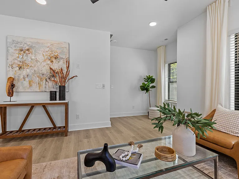 The Collection at North Davidson Townhomes for Rent in NoDa — Photo 86