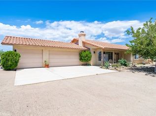 10174 Aster Rd, Oak Hills, CA 92344