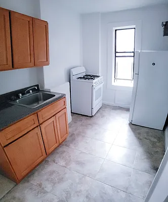 Rented by New York Residence | media 12