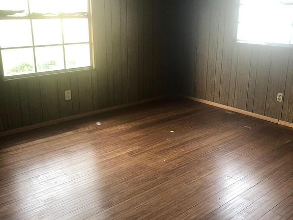 4th image of 7609 Sunwood Dr