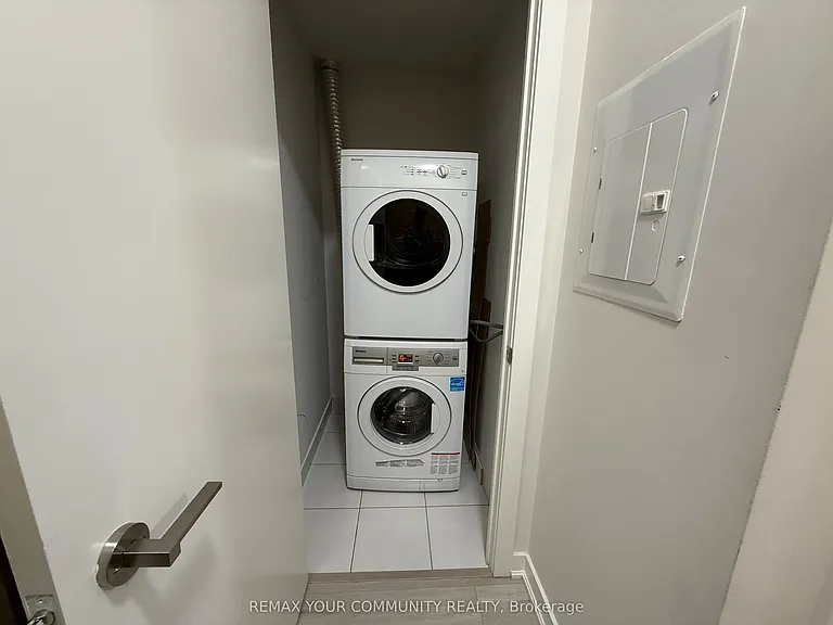 30 Nelson St #502 — Photo 15