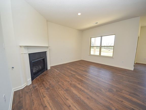 2nd image of 57 Empire Ln