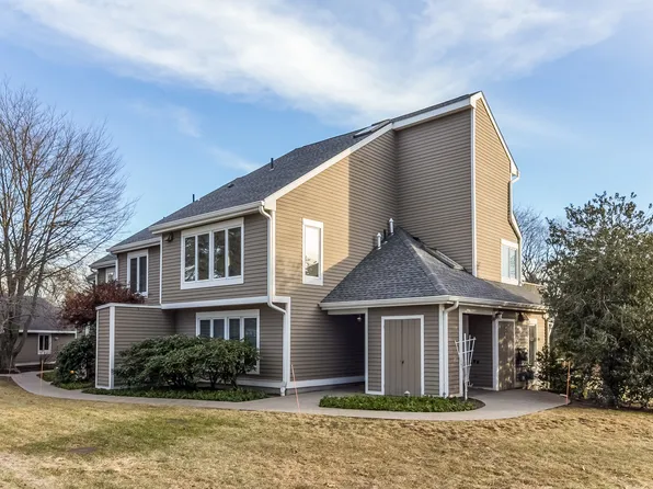 80 Seaview Ter Unit 18, Guilford, CT 06437