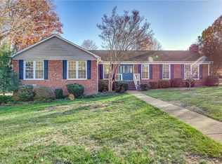 5409 Beechmont Dr, Greensboro, NC 27410