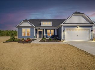 136 Gables Pl, Moyock, NC 27958