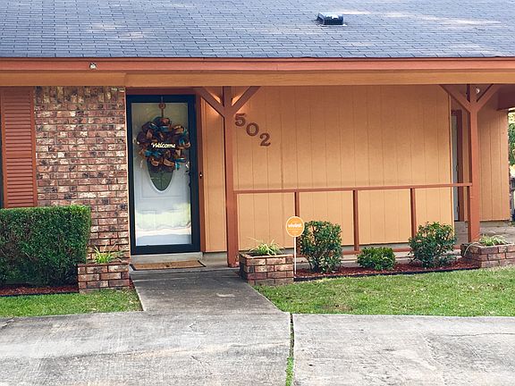 2nd image of 502 Teakwood Dr #4