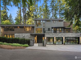 9104 SE 50th St, Mercer Island, WA 98040