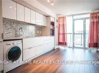318 Richmond St W #602, Toronto, ON M5V 0B4