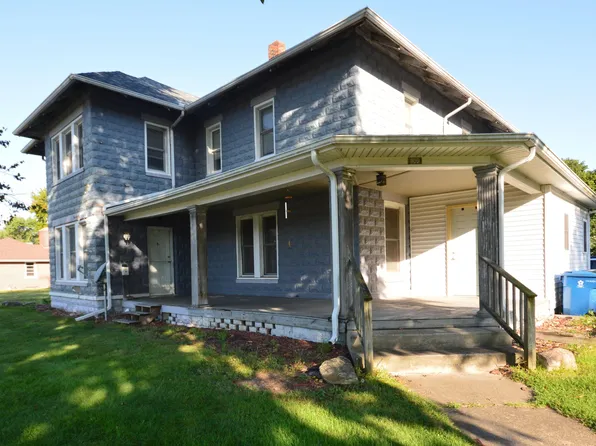 800 Illinois St, Walkerton, IN 46574