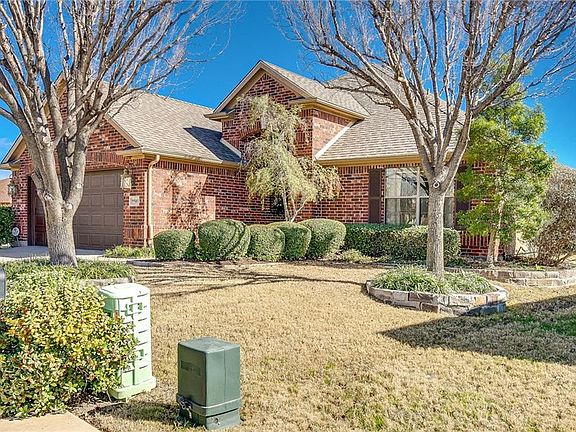 2nd image of 9509 Lindenwood Trl