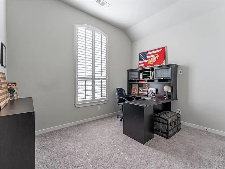 1593 Kessler Dr — Photo 15