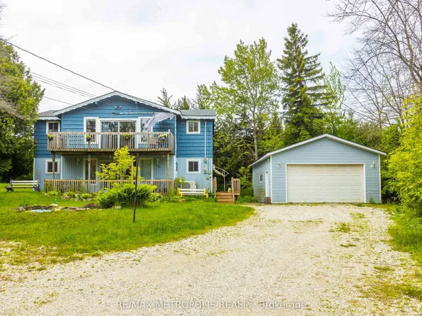 56 Georgian Manor Dr, Collingwood, ON L9Y 3Z1