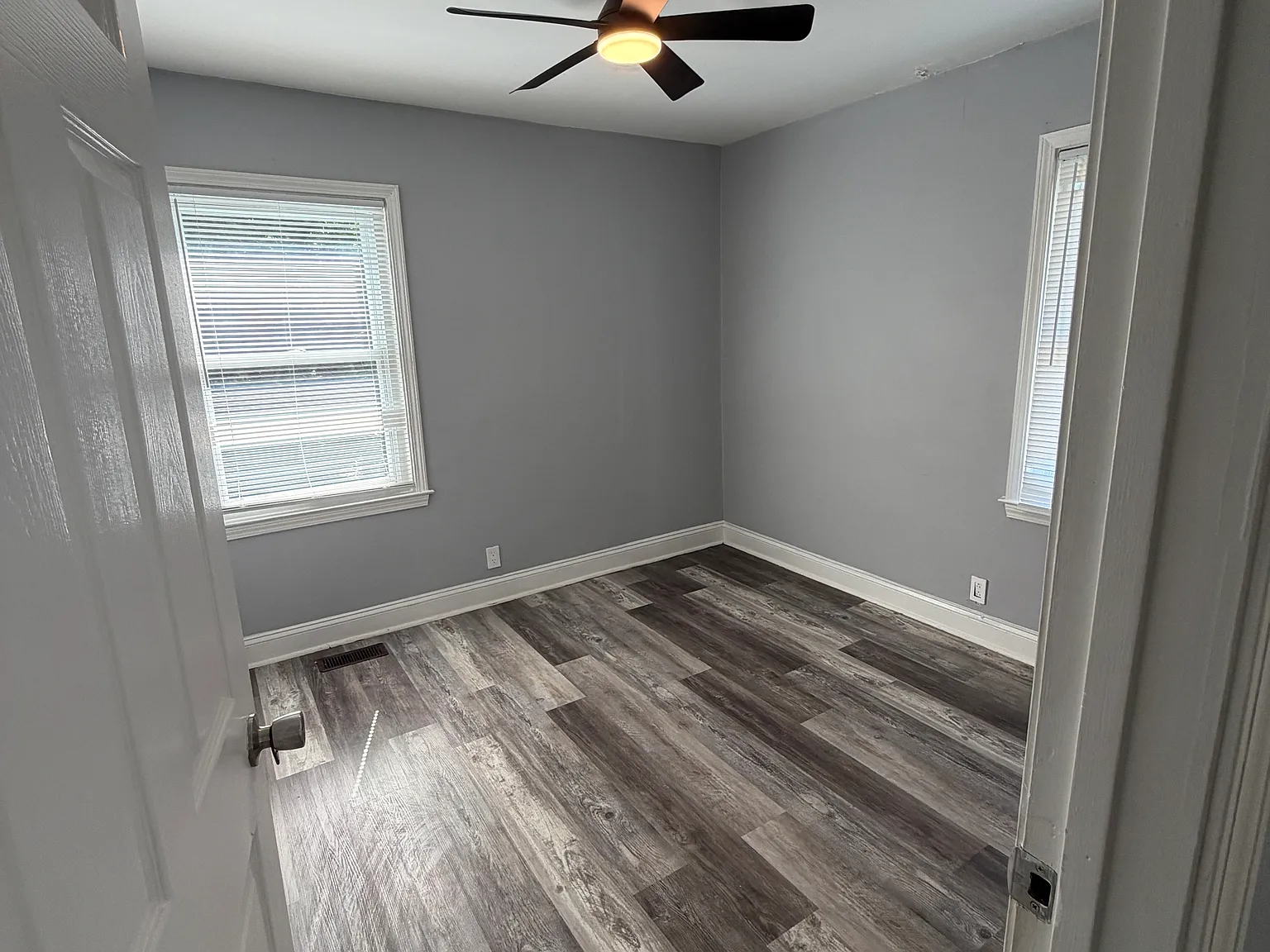 2 bed, 800 sqft, $1,450 — Photo 2
