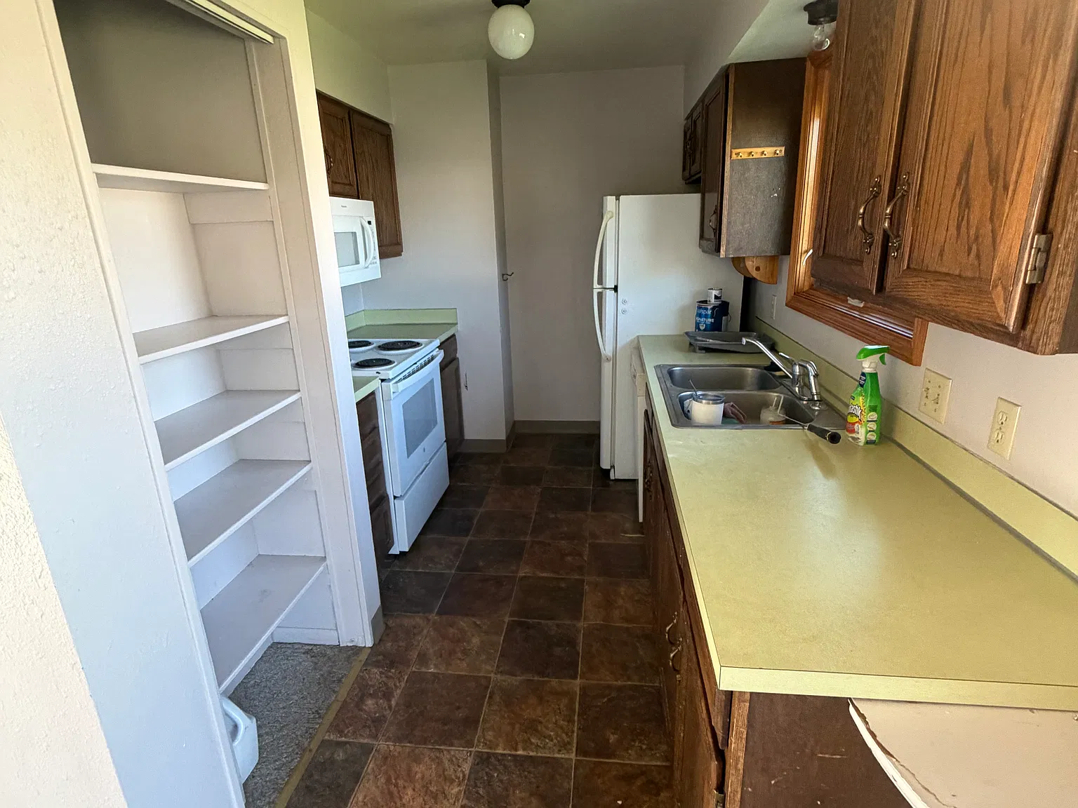 3 bed, 1500 sqft, $1,950 — Photo 4