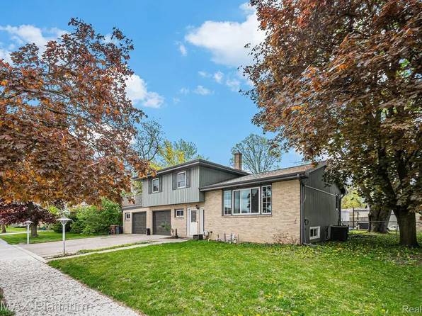 604 E North St, Owosso, MI 48867