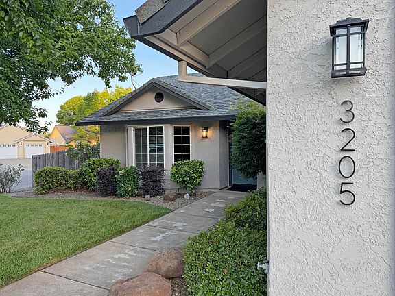 2nd image of 3205 Avington Way