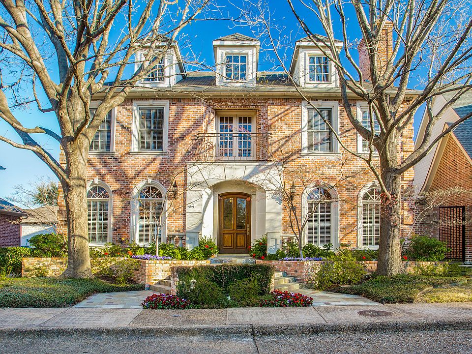 3-knightwood-ct-dallas-tx-High-Res-1.jpg