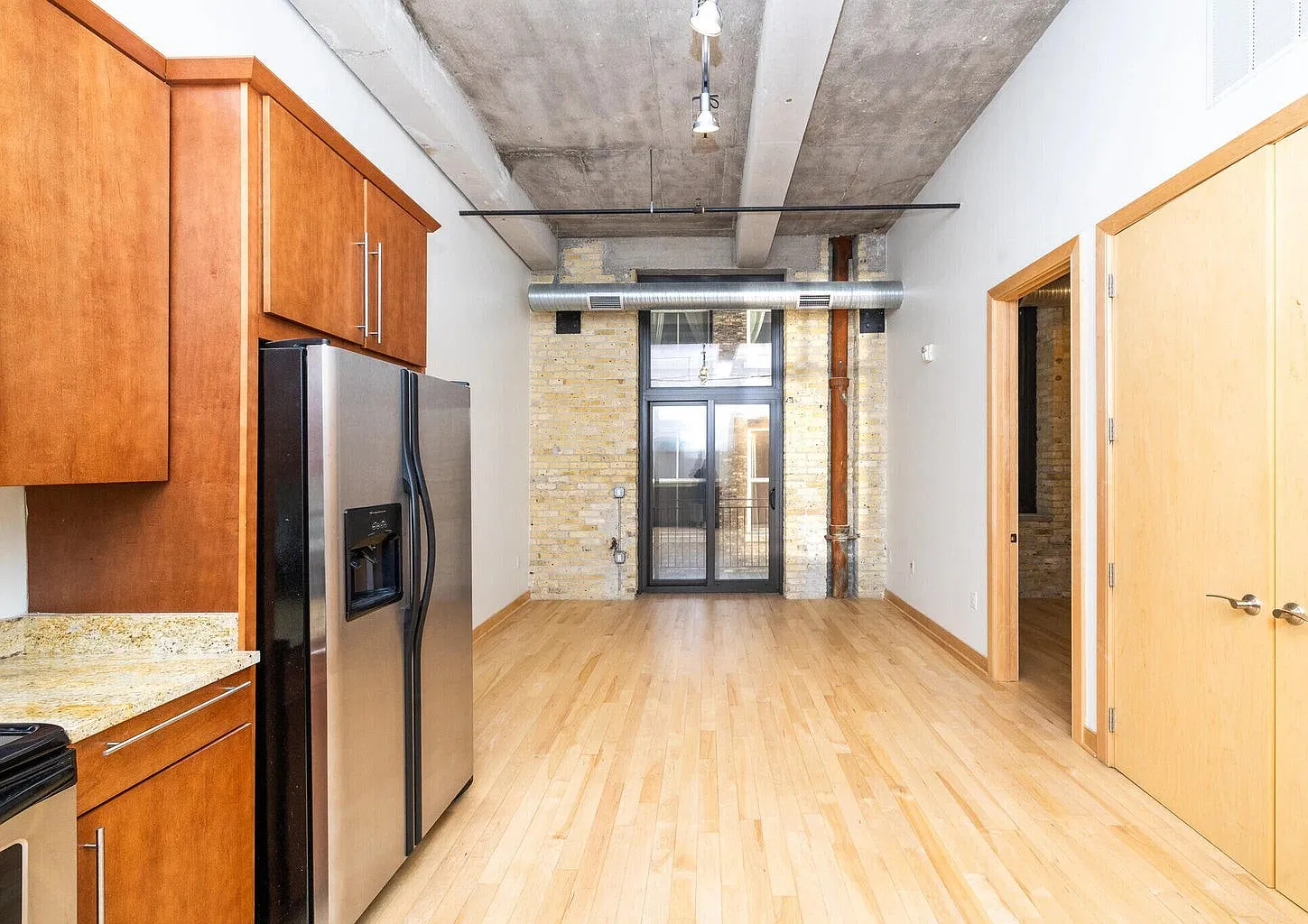 1 bed, 575 sqft, $1,550 — Photo 2