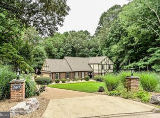 7325 Wayfarer Dr, Fairfax Station, VA 22039