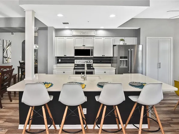 8096 Queen Palm Ln APT 217, Fort Myers, FL 33966