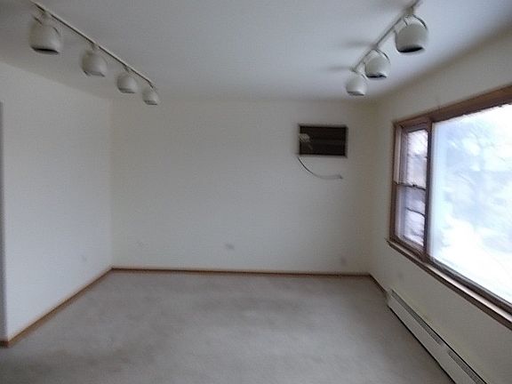 3rd image of 3021 Paris Ave APT 303