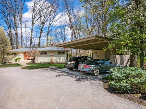 470 Canyon Dr NE, Columbus, OH 43214