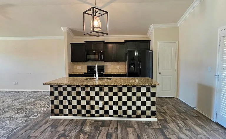 1025 Pine Leaf Pl — Photo 7