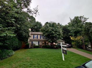 3243 Long Indian Creek Ct, Alpharetta, GA 30022