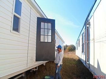 107201X-3.jpg