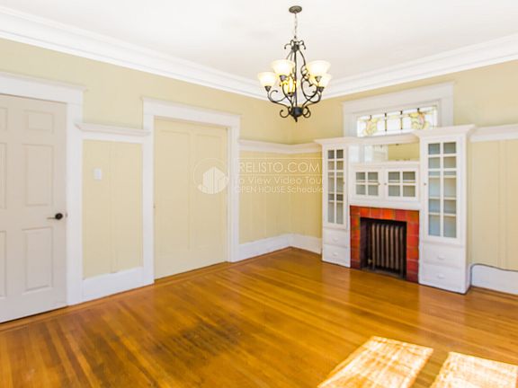 4th image of 1041 Washington St APT 6