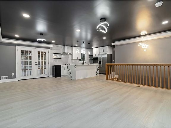 5th image of 1775 Danrich Dr