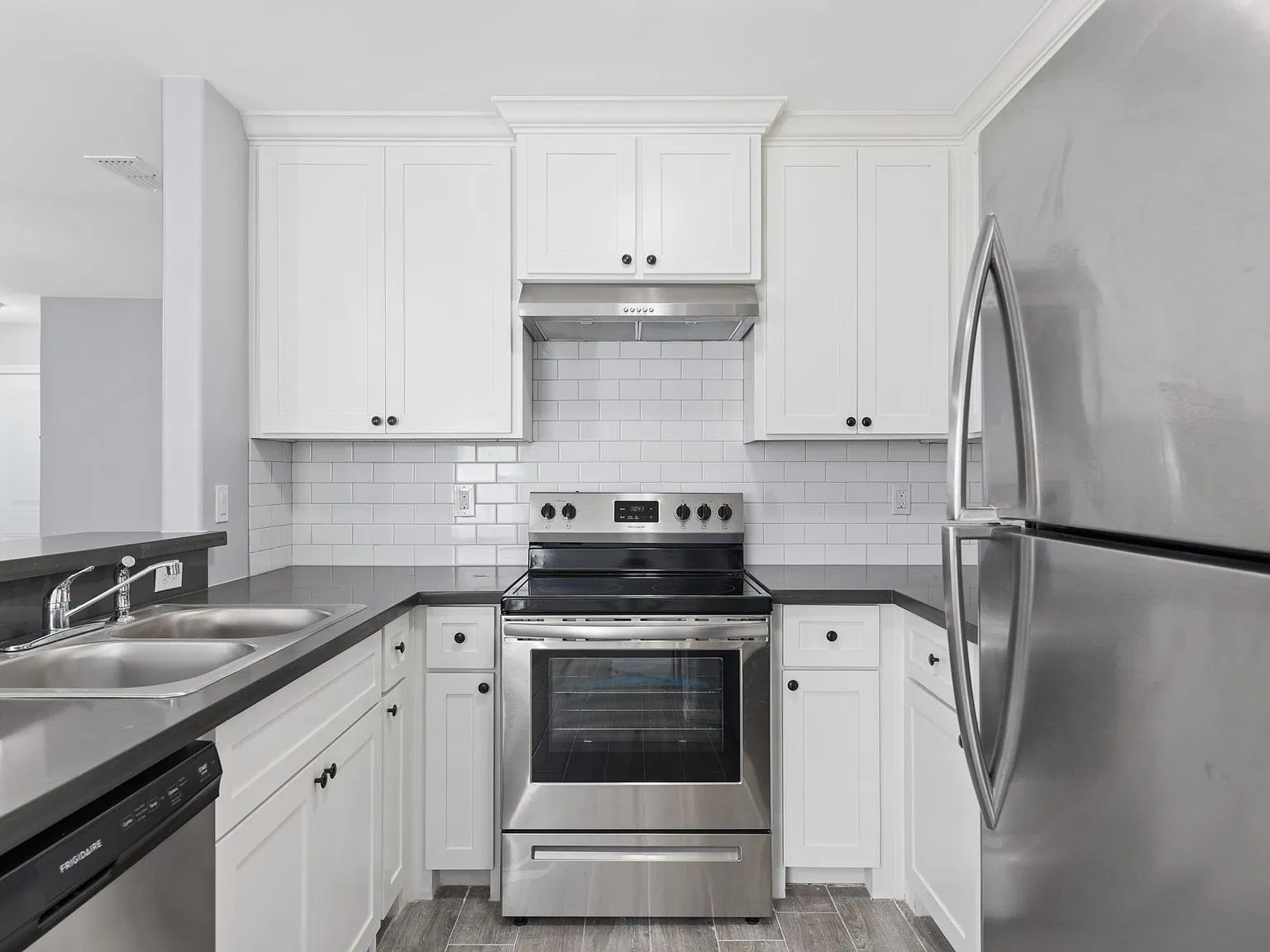 Amarville Apartments and Townhomes — Photo 3