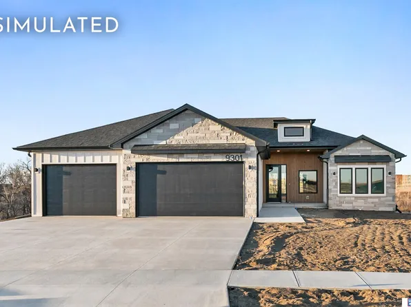 8820 Dragonfly Ln, Lincoln, NE 68526