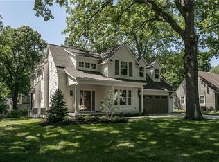 5307 W 69th St, Prairie Village, KS 66208