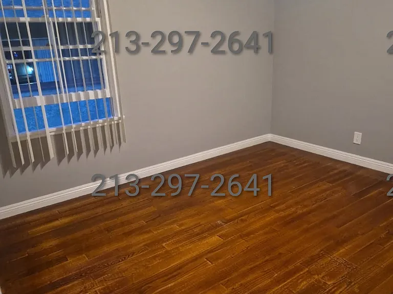 143 1/2 S Hoover St — Photo 3