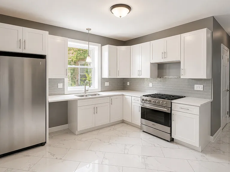 7817 S Aberdeen St #1 — Photo 10